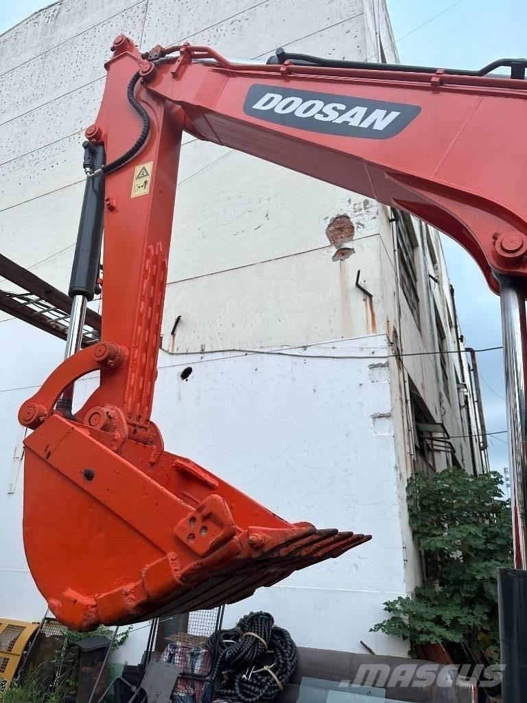 Doosan DX 60 Εκσκαφάκι (διαβολάκι) < 7t