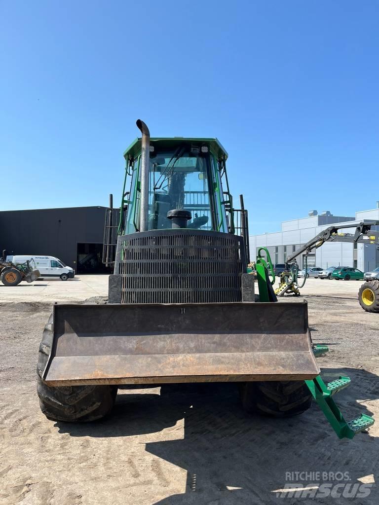 John Deere 1110D Μεταφορείς ξυλείας