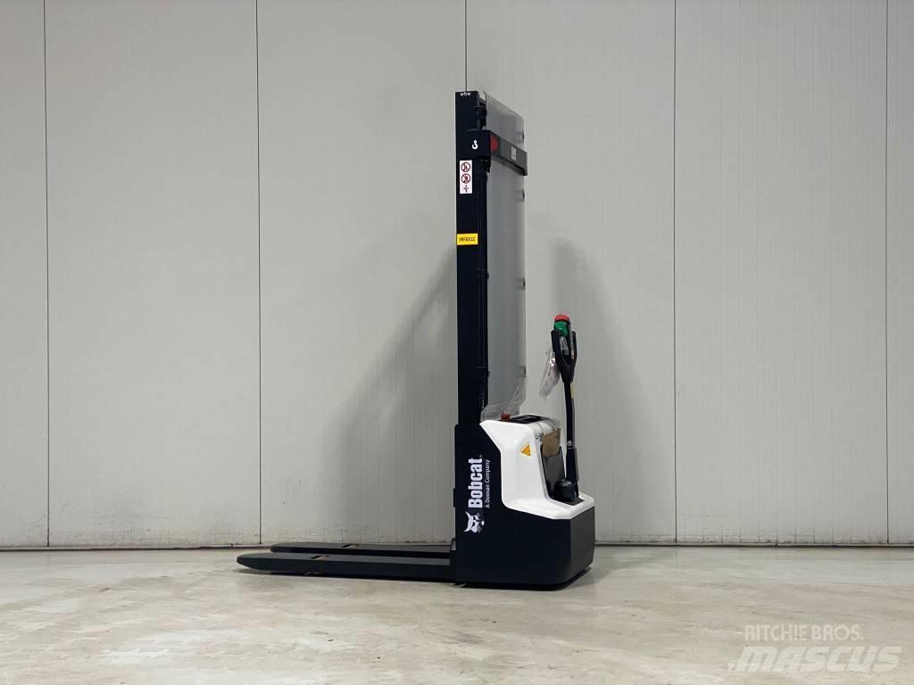 Bobcat LSM12N-7 Παλετοφόρα πεζού χειριστή με ιστό