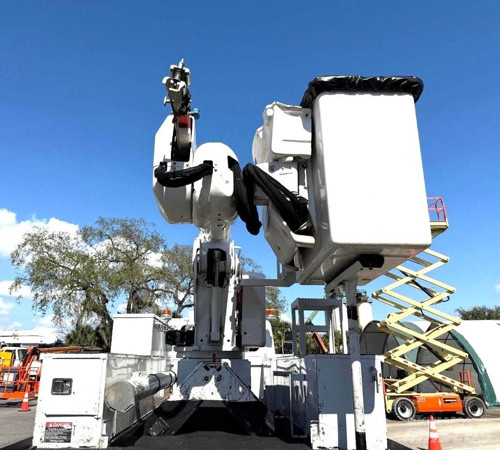 Altec AA 55 Εναέριες πλατφόρμες τοποθετημένες σε φορτηγό