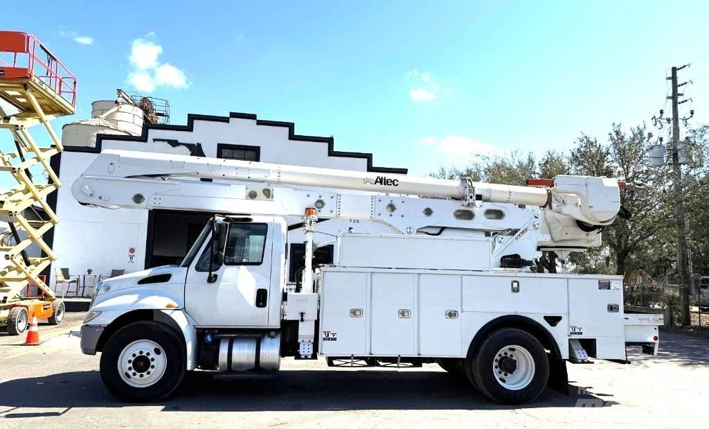Altec AA 55 Εναέριες πλατφόρμες τοποθετημένες σε φορτηγό