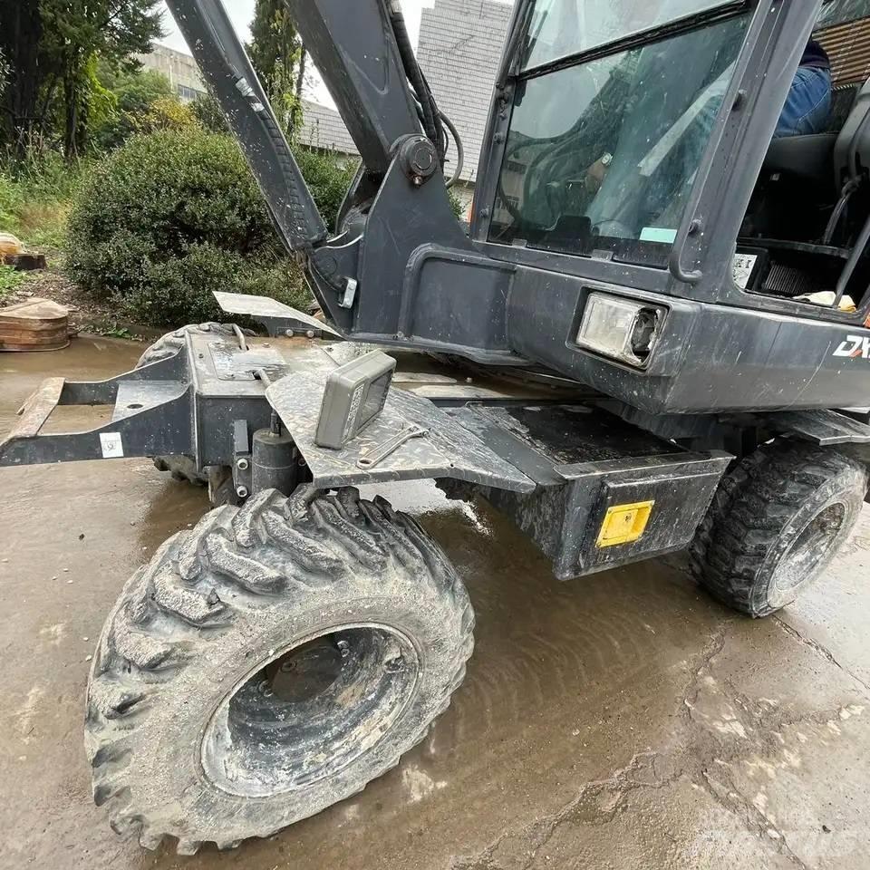 Doosan DX60W Εκσκαφείς με τροχούς - λάστιχα