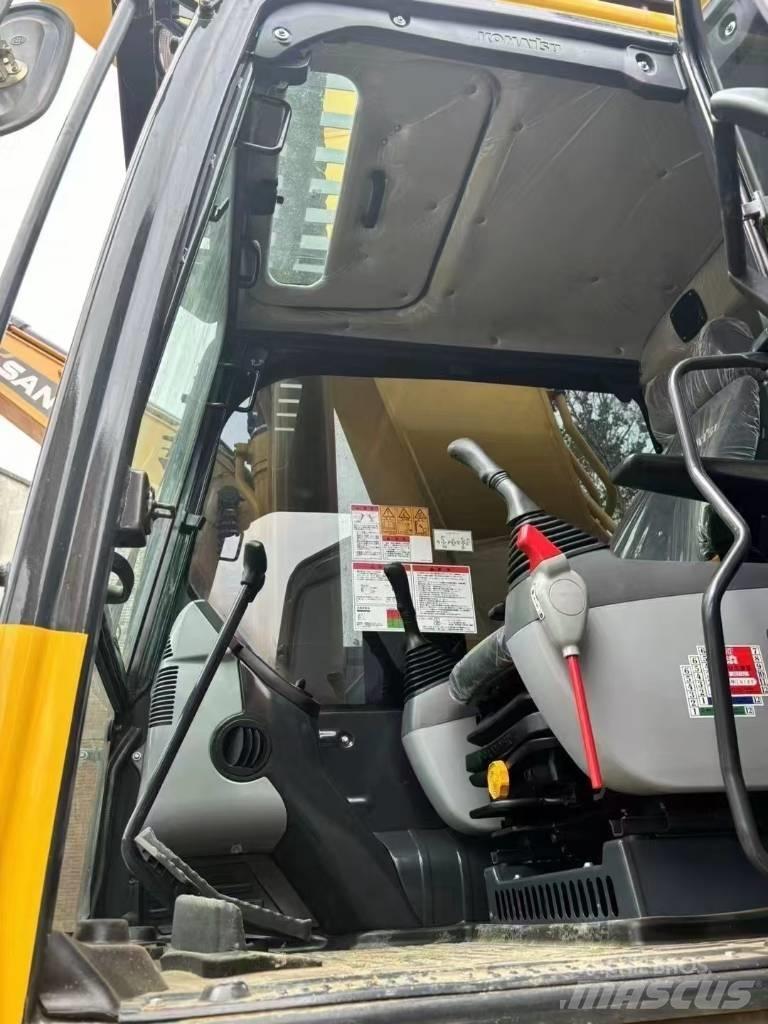 Komatsu 400-8 Εκσκαφείς με ερπύστριες
