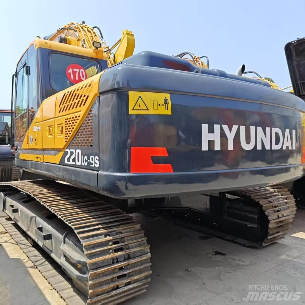 Hyundai 220lc-9s Εκσκαφείς με ερπύστριες