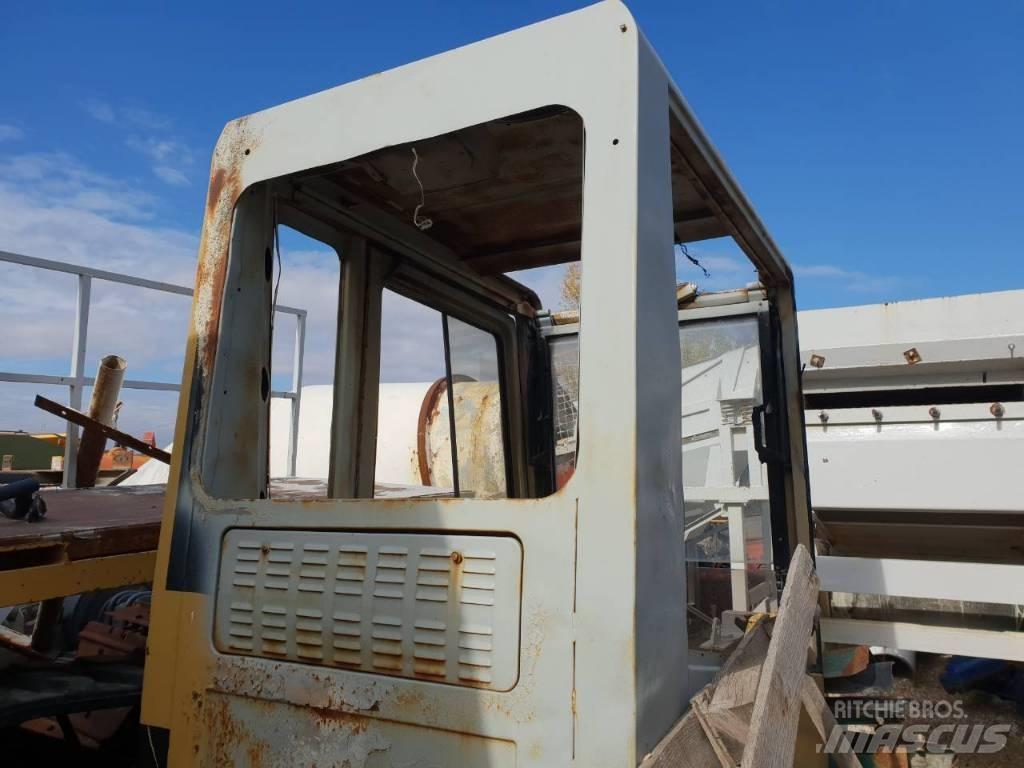 CAT 320B ali 320 Καμπίνες και εσωτερικό