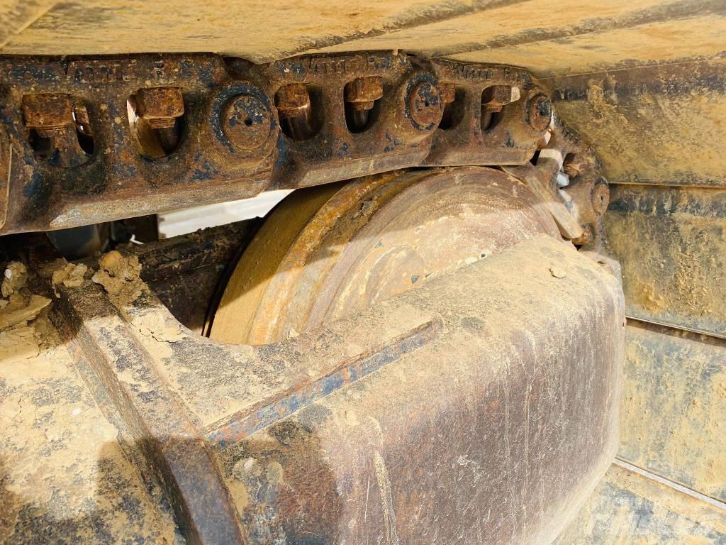 CAT 330-07a Εκσκαφείς με ερπύστριες