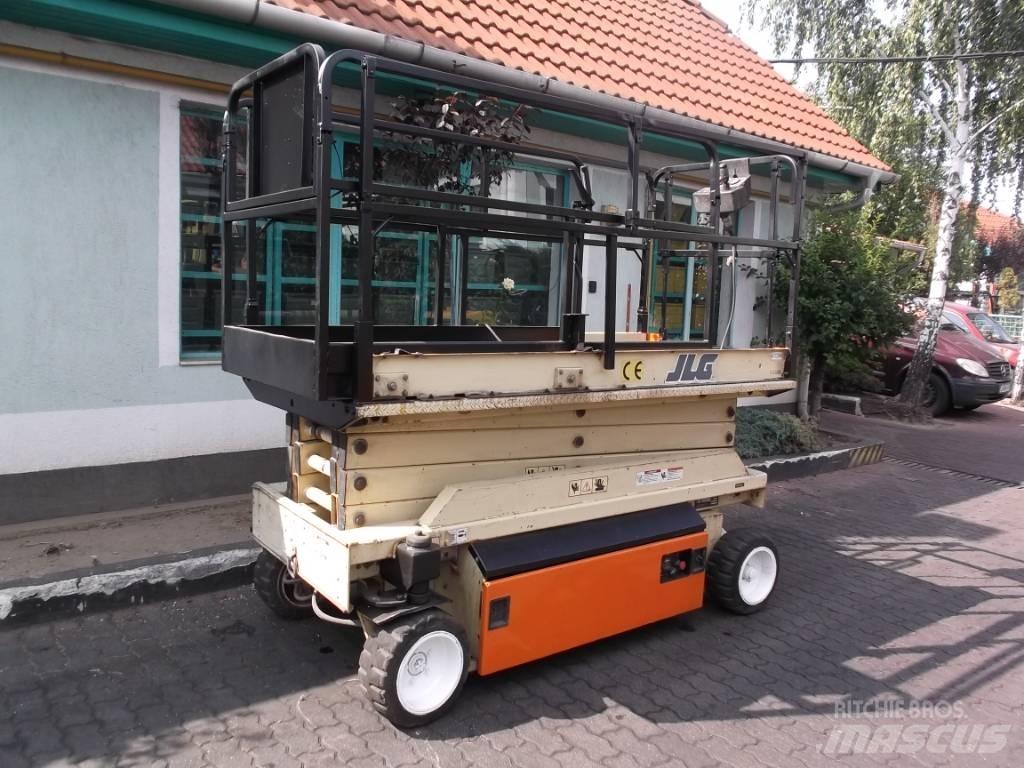 JLG 2646E      V-2288 Ανυψωτήρες με κατακόρυφους πυλώνες