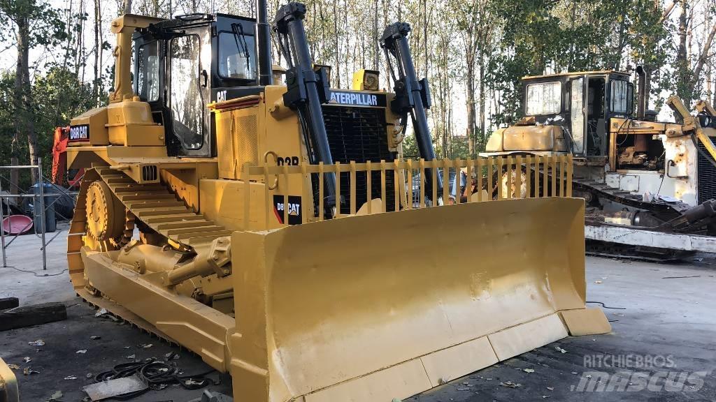 CAT D8R Μπουλντόζες με ερπύστριες