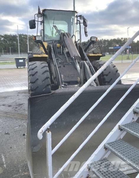 Komatsu WA 200 PT-5 Φορτωτές με λάστιχα (Τροχοφόροι)