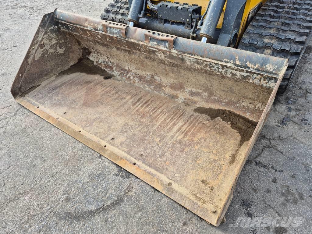 John Deere 331 Φορτωτάκια