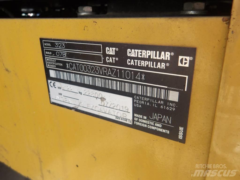 CAT 323 Εκσκαφείς με ερπύστριες