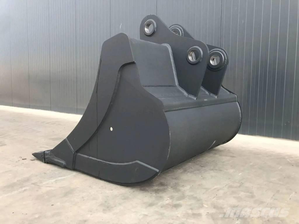 Komatsu PC228 Κουβάδες
