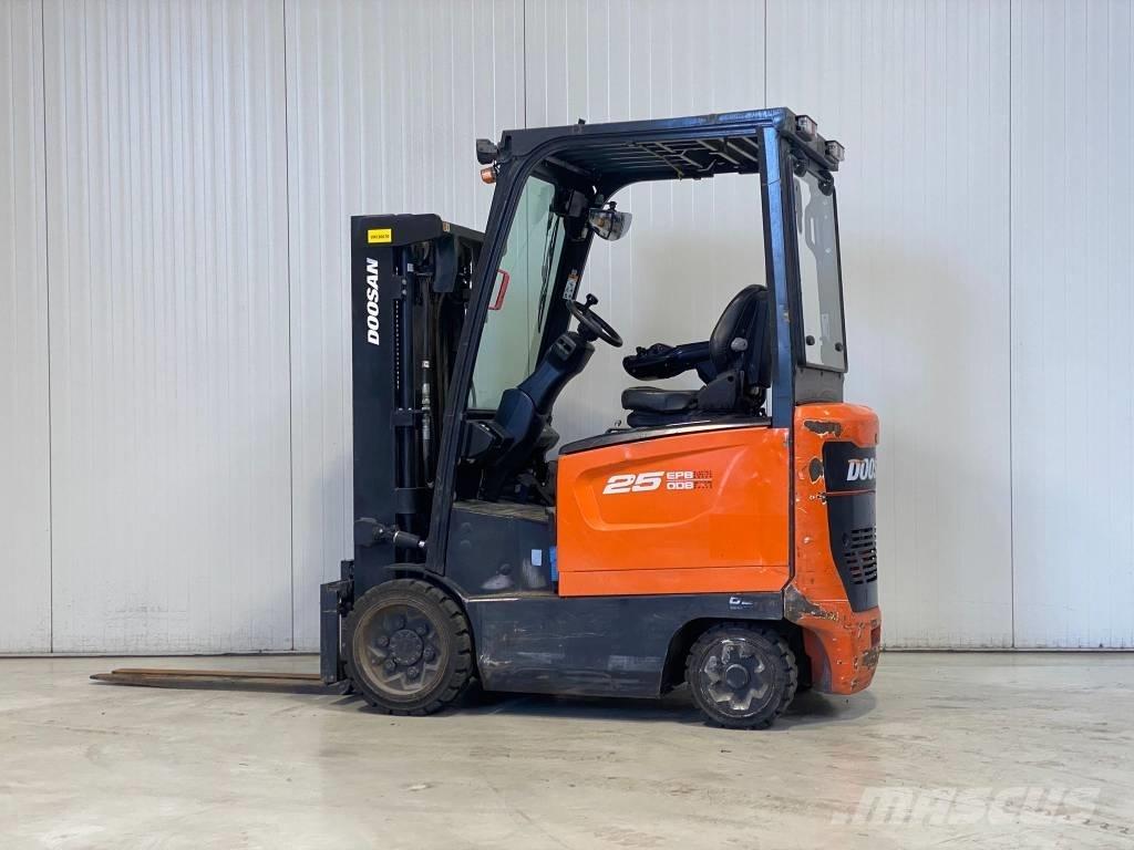 Doosan BC25S-7 Ηλεκτρικά περονοφόρα ανυψωτικά κλαρκ