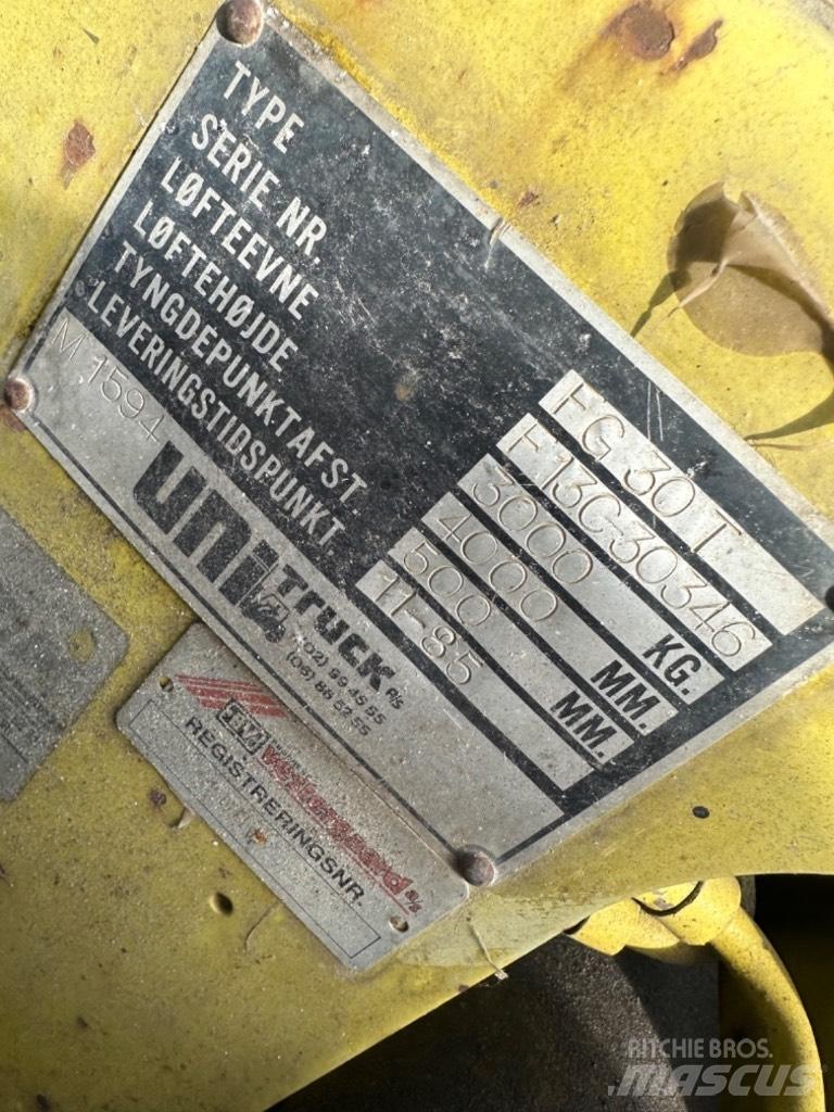 Mitsubishi FG 30 Περονοφόρα ανυψωτικά κλαρκ με φυσικό αέριο LPG