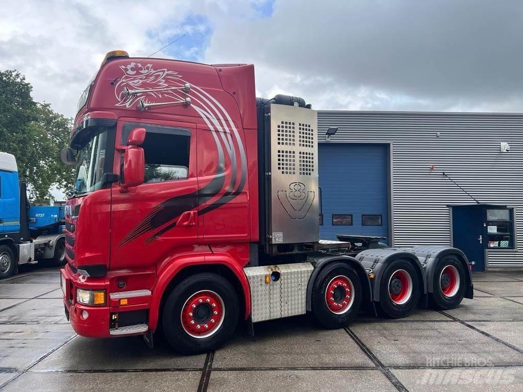 Scania R580 8x4 Τράκτορες
