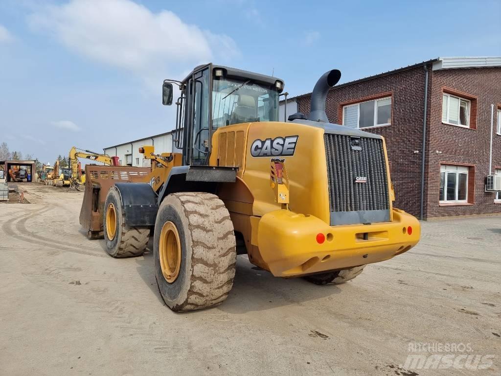 CASE 821 FXR Φορτωτές με λάστιχα (Τροχοφόροι)