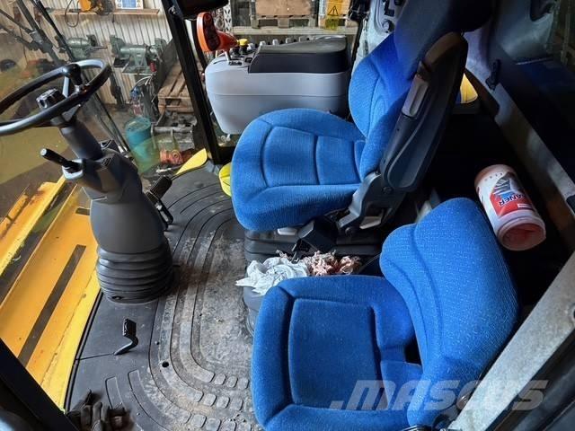 New Holland CX 8080 Θεριζοαλωνιστικές μηχανές