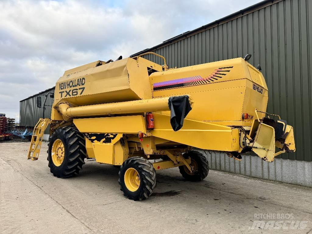 New Holland TX 67 Θεριζοαλωνιστικές μηχανές