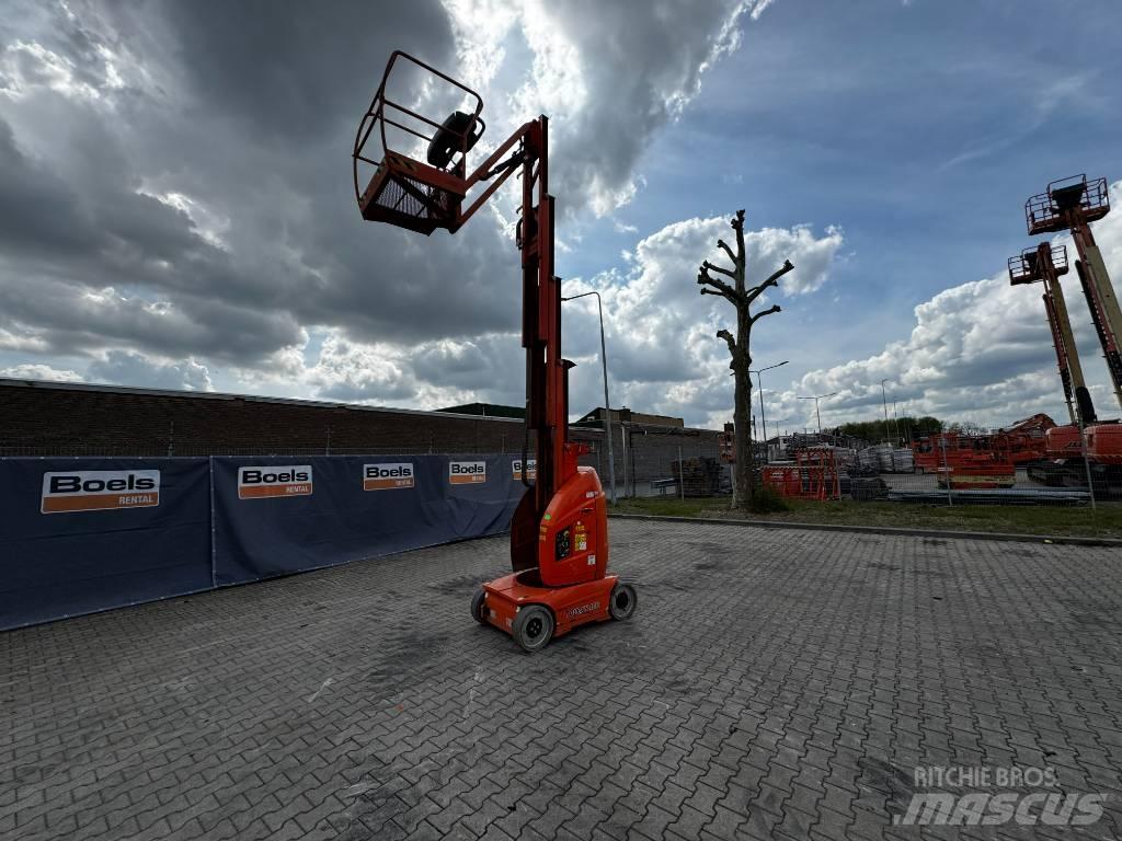 JLG Toucan 10E Ανυψωτήρες με κατακόρυφους πυλώνες