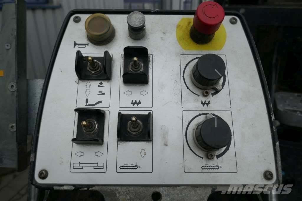 Bomag BF 300 C Μικρά Ασφαλτικά μηχανήματα