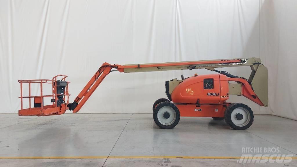 JLG 600 AJ Ανυψωτήρες με αρθρωτό βραχίονα