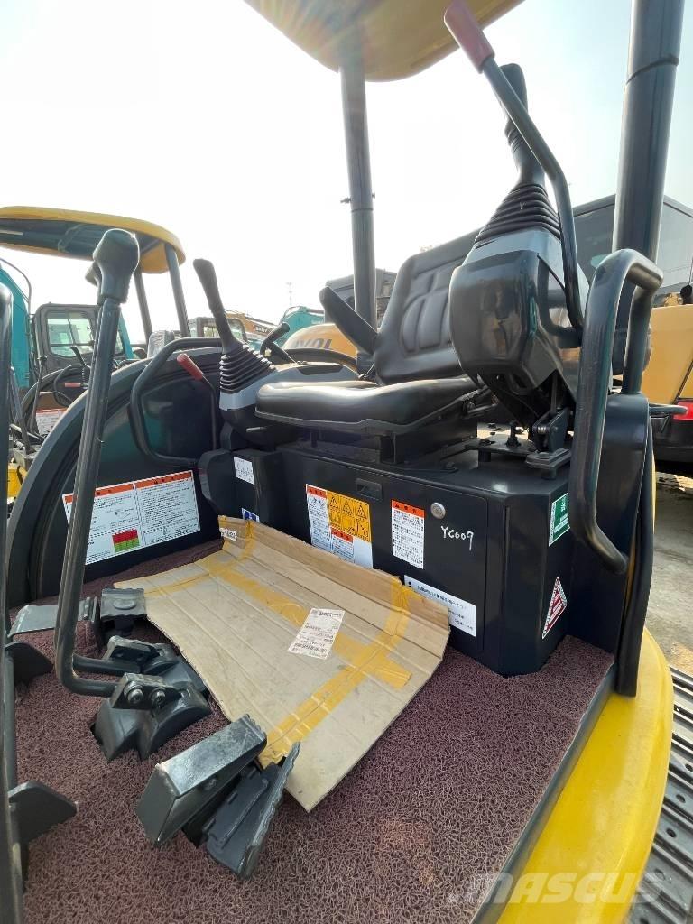 Komatsu PC 30 Εκσκαφάκι (διαβολάκι) < 7t