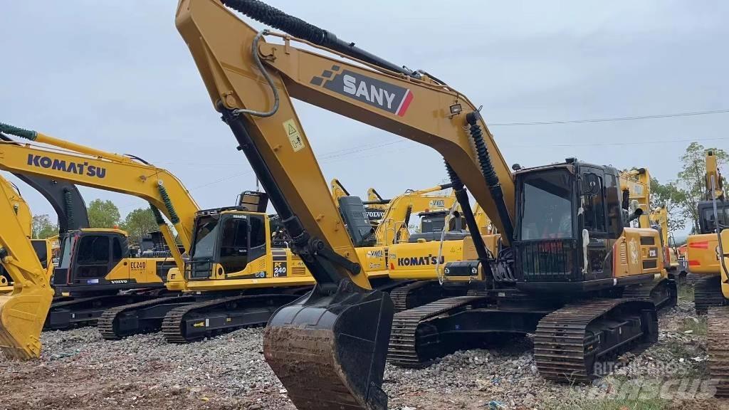 Sany SY 215 C Εκσκαφείς με ερπύστριες