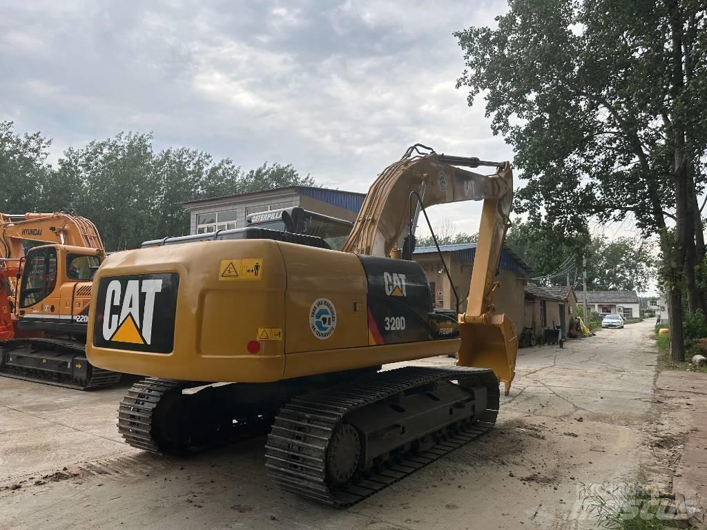 CAT 320D Εκσκαφείς με ερπύστριες