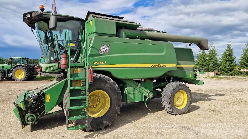 John Deere W 540 Θεριζοαλωνιστικές μηχανές