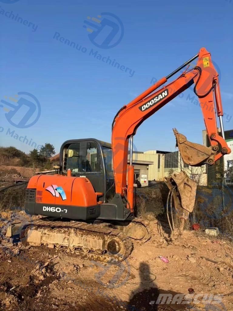 Doosan DH 60 Εκσκαφείς με ερπύστριες