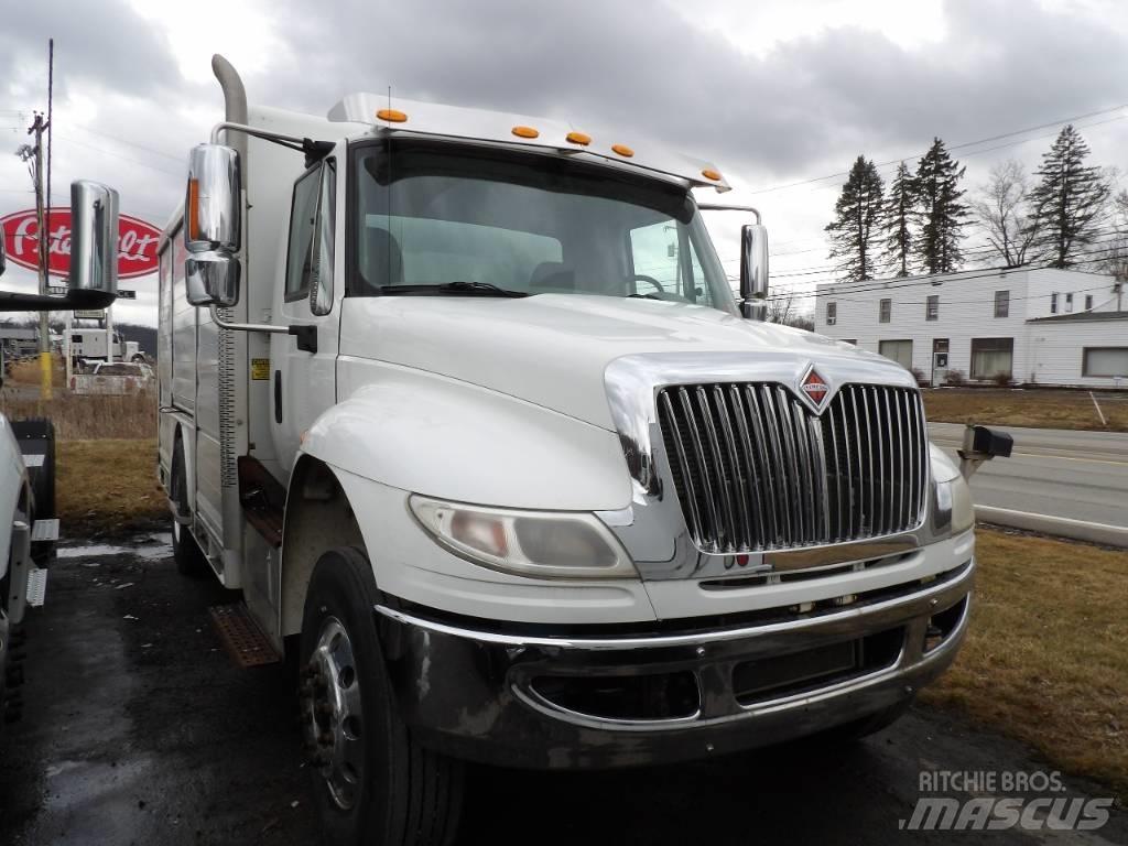 Freightliner M2 Φορτηγά μεταφοράς ποτών
