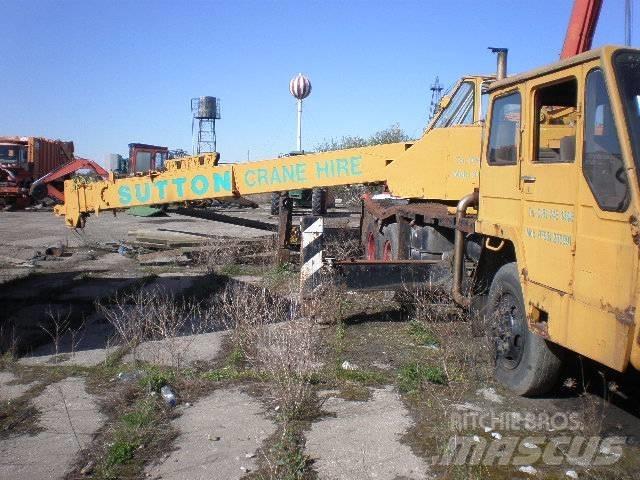Kato 16T Γερανοί ανώμαλου εδάφους