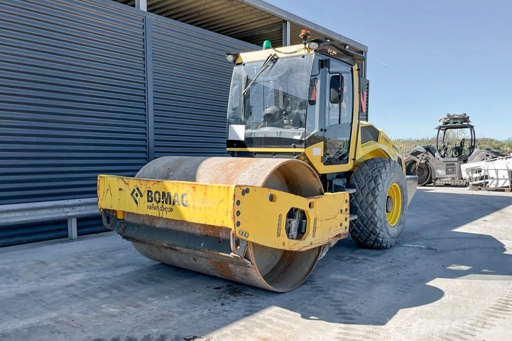 Bomag BW 213 D-5 Οδοστρωτήρες μονού κυλίνδρου