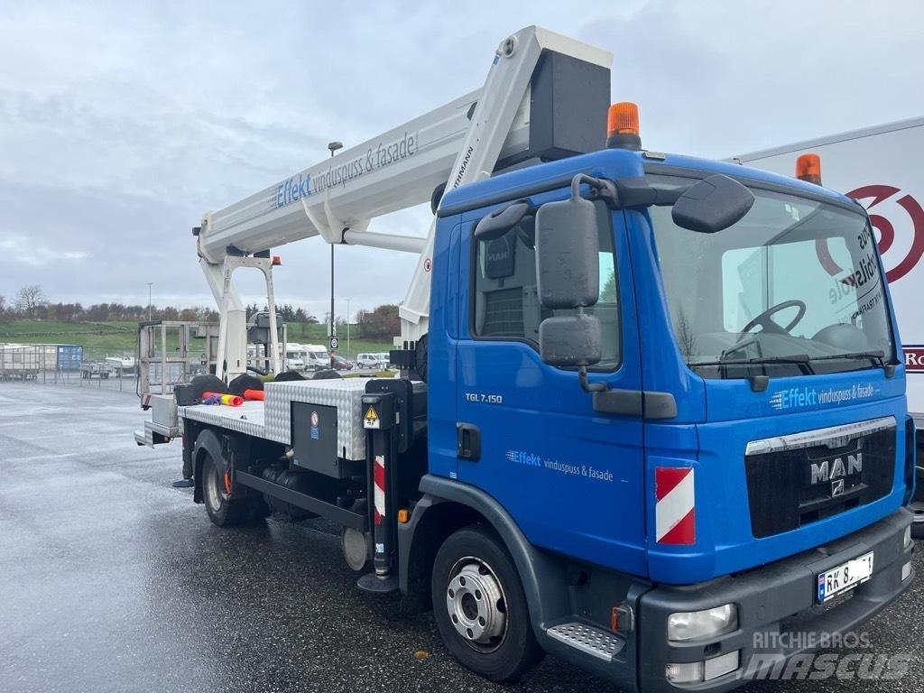 Ruthmann T 330 Εναέριες πλατφόρμες τοποθετημένες σε φορτηγό