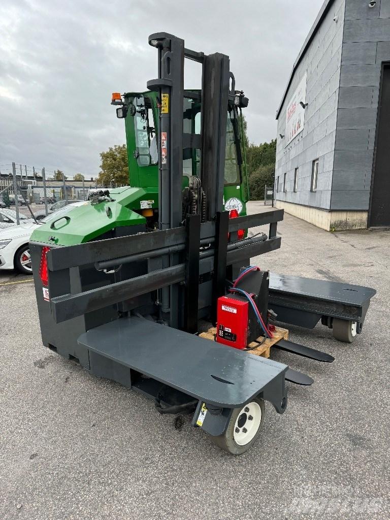 Combilift C4000ET Ανυψωτικά στενών δρόμων 4 κατευθύνσεων