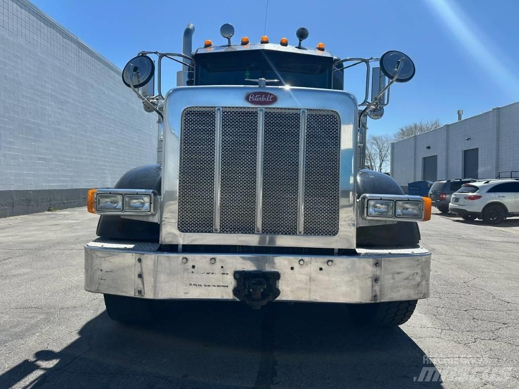 Peterbilt 367 Τράκτορες