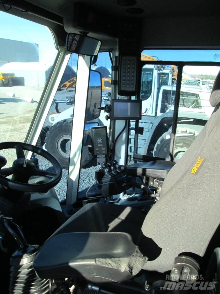 Liebherr L586 XPower Φορτωτές με λάστιχα (Τροχοφόροι)