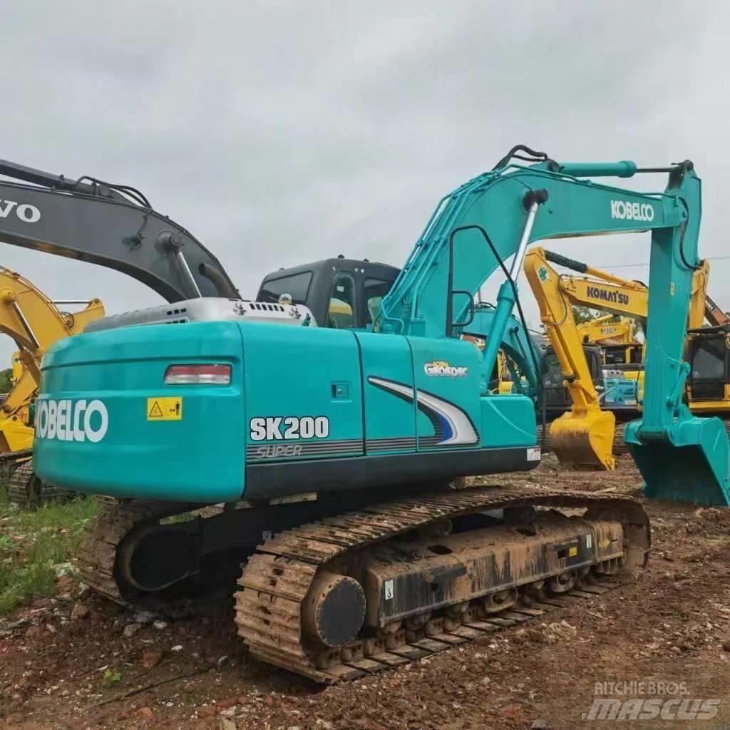 Kobelco SK 200 Εκσκαφείς με ερπύστριες