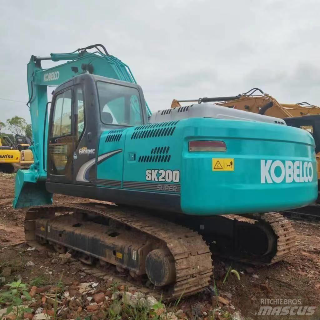 Kobelco SK 200 Εκσκαφείς με ερπύστριες