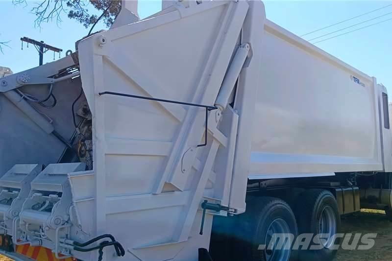 UD Quon 26-370 Άλλα Φορτηγά