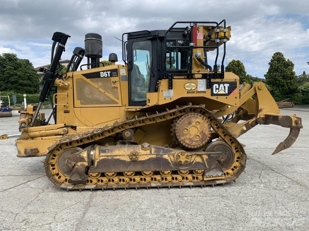 CAT D 6 T XLVP Μπουλντόζες με ερπύστριες