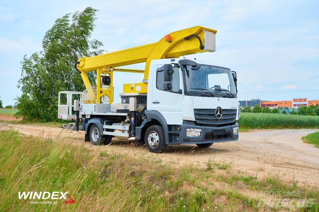 Palfinger P 300 KS Εναέριες πλατφόρμες τοποθετημένες σε φορτηγό