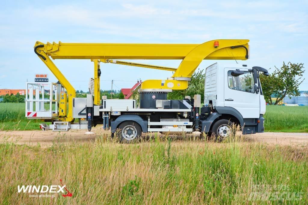 Palfinger P 300 KS Εναέριες πλατφόρμες τοποθετημένες σε φορτηγό