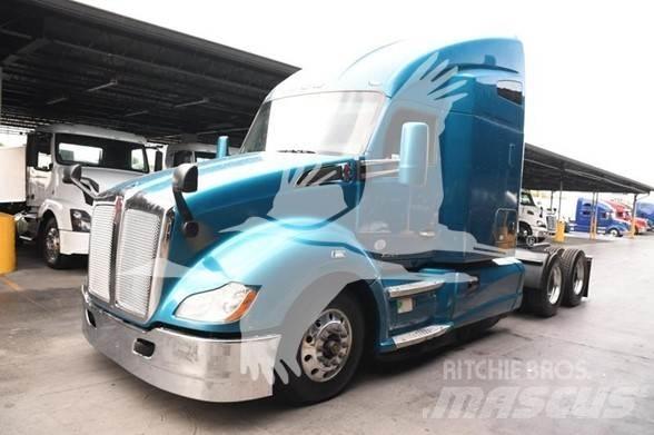 Kenworth T680 Τράκτορες