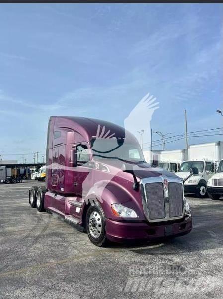 Kenworth T680 Τράκτορες