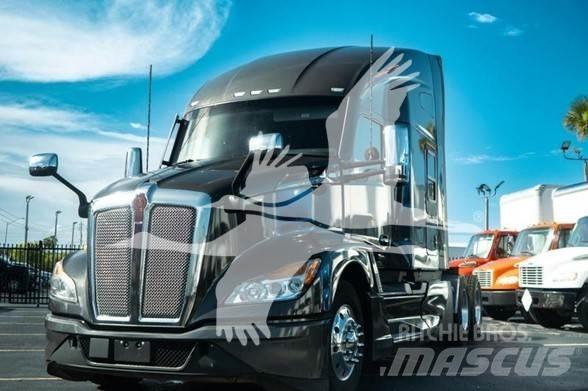 Kenworth T680 Τράκτορες