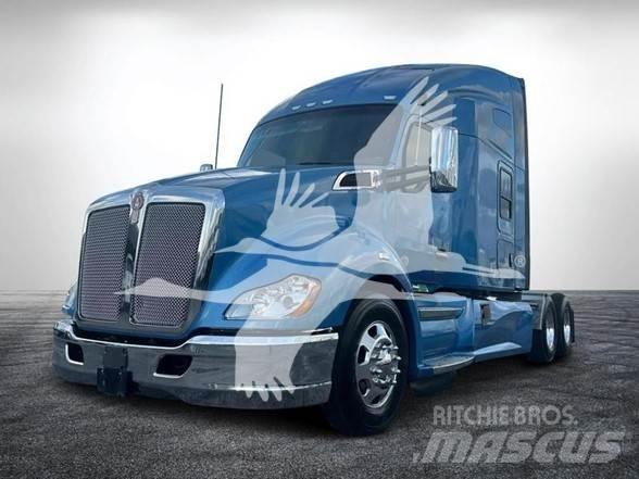 Kenworth T680 Τράκτορες