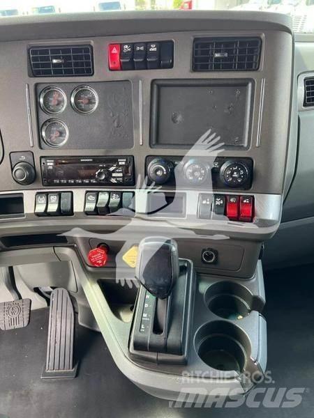 Kenworth T680 Τράκτορες