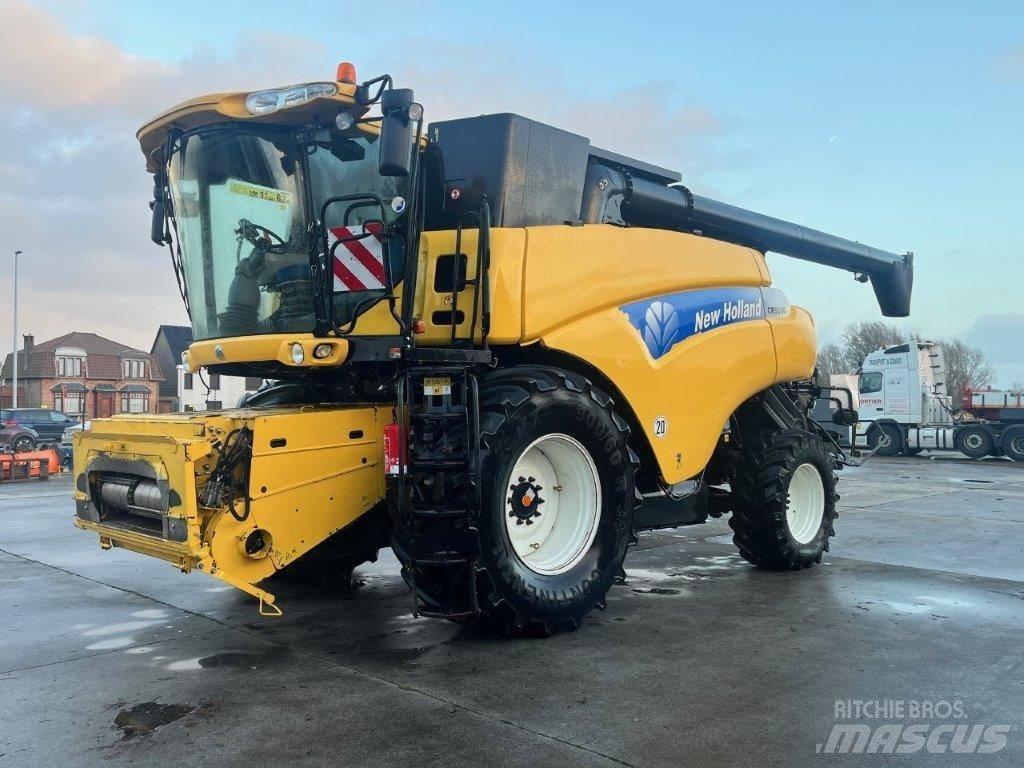 New Holland CR 9080 Θεριζοαλωνιστικές μηχανές