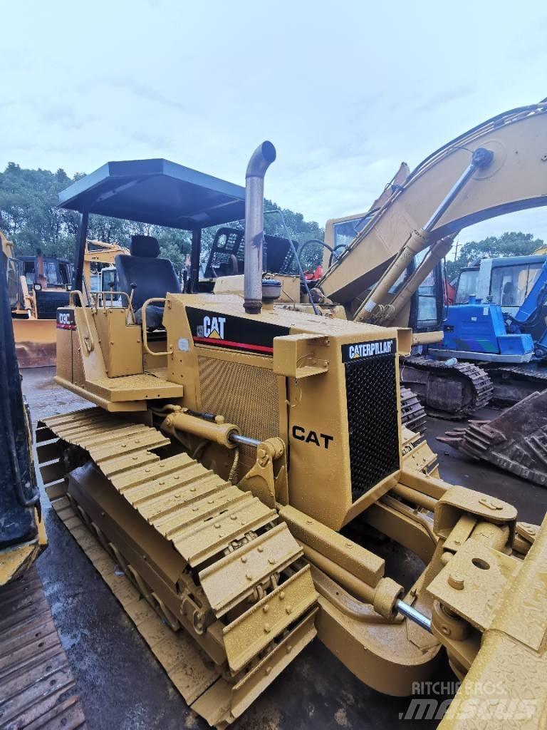 CAT D3C Μπουλντόζες με ερπύστριες